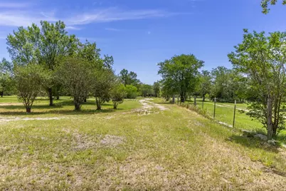 7502 Wells Trace, Manor, TX 78653 - Photo 13