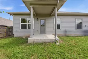 7121 Ranchito Dr, Austin, TX 78744 - Photo 31
