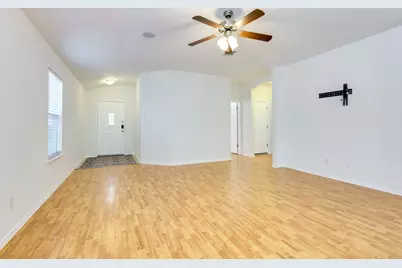 110 S Creekbend Drive, Hutto, TX 78634 - Photo 9