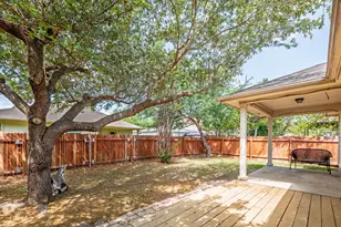 110 S Creek Bend Dr, Hutto, TX 78634 - Photo 5