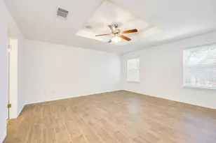 110 S Creek Bend Dr, Hutto, TX 78634 - Photo 19