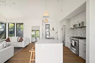 1913 Canterbury St, Austin, TX 78702 - Photo 29