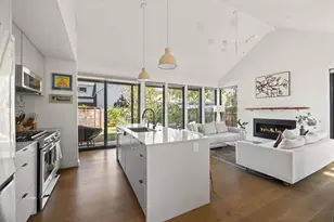 1913 Canterbury St, Austin, TX 78702 - Photo 5