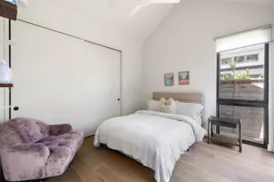 1913 Canterbury St, Austin, TX 78702 - Photo 11