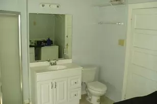 825 Harris Ave, Austin, TX 78705 - Photo 11