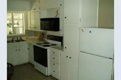 825 Harris Avenue, Austin, TX 78705 - Photo 9