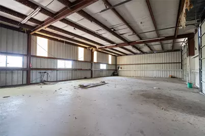 8956 N US Highway 183 Highway, Lockhart, TX 78644 - Photo 13