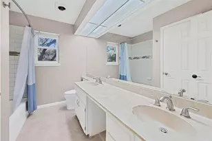 13233 Briar Hollow Dr, Austin, TX 78729 - Photo 11