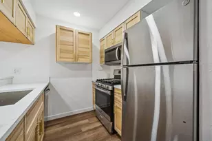 7801 Shoal Creek Blvd, Austin, TX 78757 - Photo 11