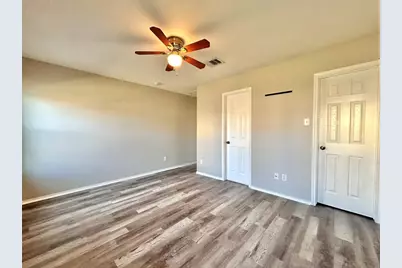 2011 Ashberry Trail W, Georgetown, TX 78626 - Photo 15