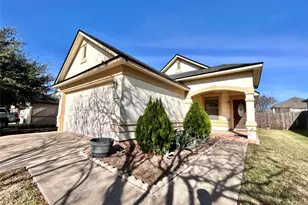 2011 Ashberry Trail W, Georgetown, TX 78626 - Photo 3