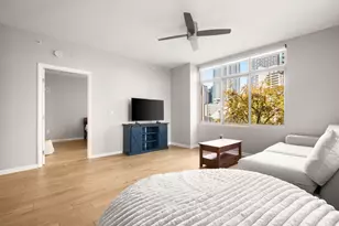 54 Rainey St, Austin, TX 78701 - Photo 3