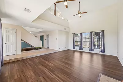 407 Country Lane, McDade, TX 78650 - Photo 7