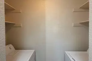 728 W San Antonio St, Lockhart, TX 78644 - Photo 5