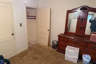 823 N Ellis St, Giddings, TX 78942 - Photo 27