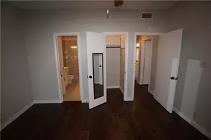 203 E 31st St, Austin, TX 78705 - Photo 19