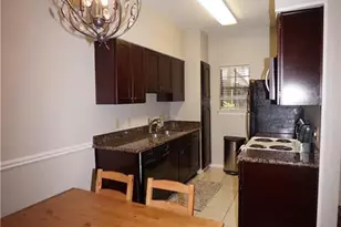 203 E 31st St, Austin, TX 78705 - Photo 13