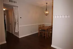 203 E 31st St, Austin, TX 78705 - Photo 9