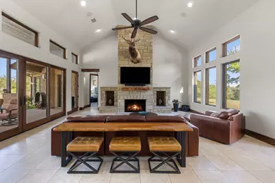 10150 Fm 967, Buda, TX 78610 - Photo 9