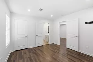 108 Irene St, Elgin, TX 78621 - Photo 15