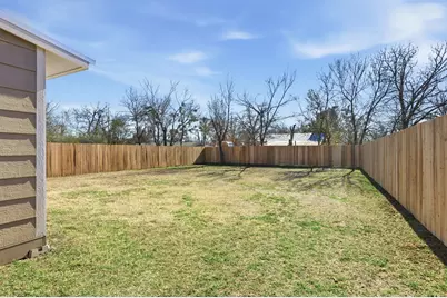 108 Irene Street, Elgin, TX 78621 - Photo 25