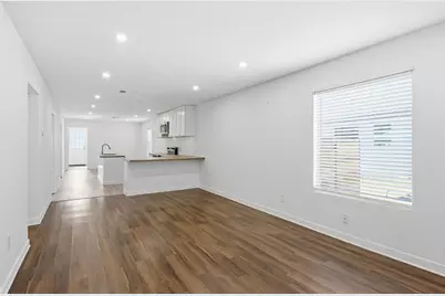 108 Irene Street, Elgin, TX 78621 - Photo 5