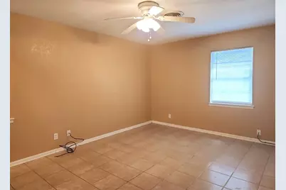 807 Country Club Road, Georgetown, TX 78628 - Photo 21