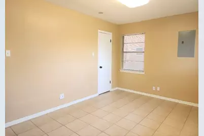 807 Country Club Road, Georgetown, TX 78628 - Photo 29