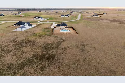 477 Willow Moon Ranch Road, Crawford, TX 76638 - Photo 35