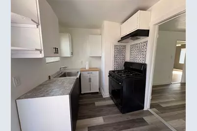 1709 Deloney Street, Austin, TX 78721 - Photo 5