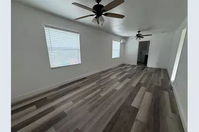 1709 Deloney Street, Austin, TX 78721 - Photo 3