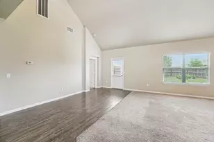 223 Camellia Dr, Hutto, TX 78634 - Photo 7