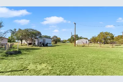 1415 Bee Lane, Tow, TX 78672 - Photo 37