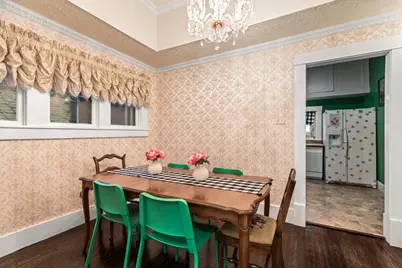 200 Gresham Street, Smithville, TX 78957 - Photo 15