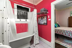 200 Gresham St, Smithville, TX 78957 - Photo 21