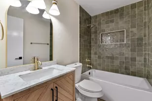 1702 Cinnamon Path, Austin, TX 78704 - Photo 15