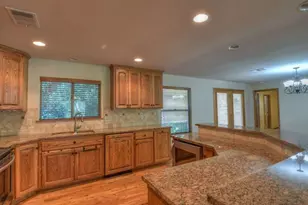 420 7th St, Marble Falls, TX 78654 - Photo 3