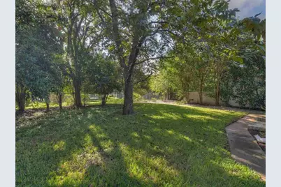 420 7th Street, Marble Falls, TX 78654 - Photo 15