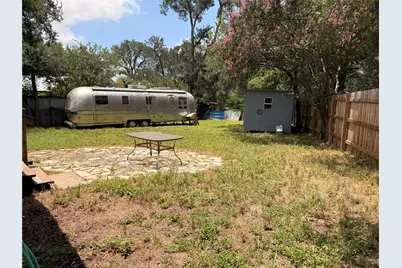 1182 Pandora Street, Austin, TX 78702 - Photo 19