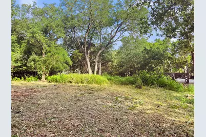 105 Yaupon Court, San Marcos, TX 78666 - Photo 13