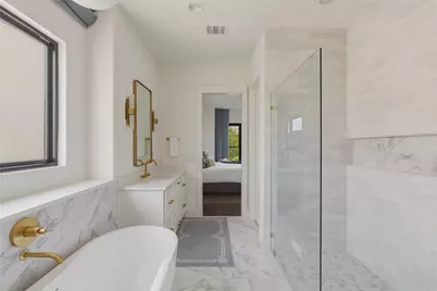 705 W 10th Street, Georgetown, TX 78626 - Photo 29
