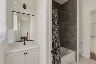 705 W 10th St, Georgetown, TX 78626 - Photo 33