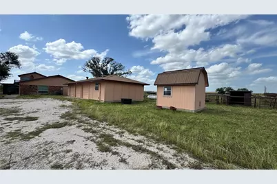 18007 Fm 1100, Elgin, TX 78621 - Photo 5