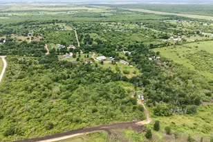 730 Spoke Hollow Rd, Lockhart, TX 78644 - Photo 29