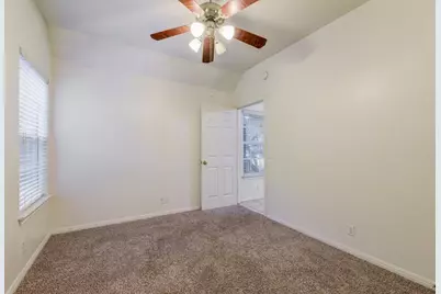 106 E 46th Street #B, Austin, TX 78751 - Photo 15