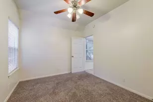 106 E 46th St, Austin, TX 78751 - Photo 15