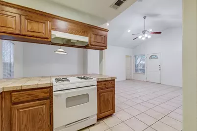 106 E 46th Street #B, Austin, TX 78751 - Photo 7