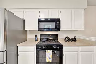 7003 Tesoro Trail, Austin, TX 78729 - Photo 7