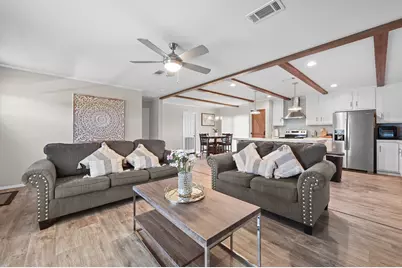 117 Castellana Way, Elgin, TX 78621 - Photo 5