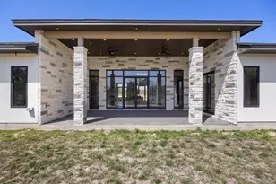 333 Spicewood Trails Dr, Spicewood, TX 78669 - Photo 37